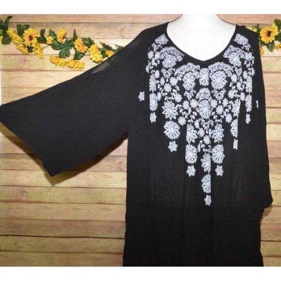 Catherines Black Tunic Top Plus Size 3X White Floral Print Open Shoulder Blouse - Picture 4 of 10